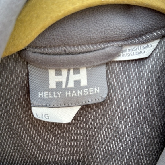 Men’s L Helly Hansen fleece with cool vented accent fabric. - Picture 3 of 7